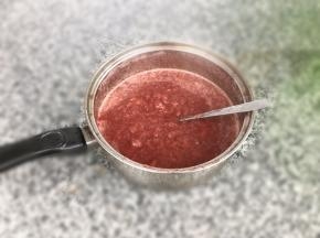 已经忍不住沾了一些，味道很赞