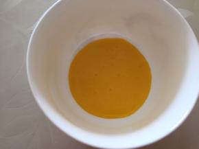 分一点到小碗中