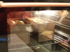 烤箱预热170度，上下火中下层40分钟左右