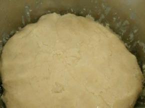 盖上保鲜膜静置一个小时。