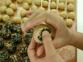 到后面的时候反过来，往上推，如图。