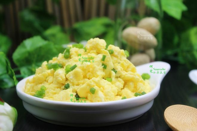 香嫩可口的清水炒蛋