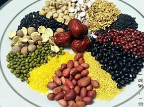 把你想吃的豆子拿出来