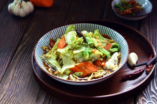 酱香手撕包菜