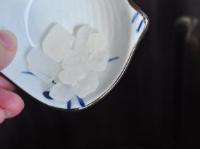 加入冰糖。