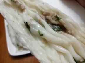 淋上酱汁爽滑弹牙，老公一口气吃上3大碟