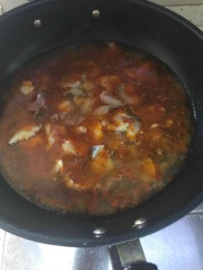 鱼片大火烧开后，都能变白即熟