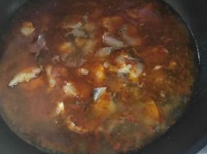 鱼片大火烧开后，都能变白即熟
