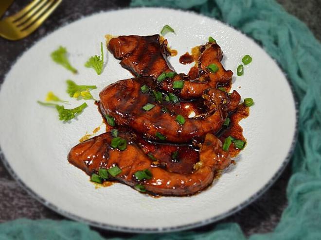 海豚糖醋脆肉鲩鱼腩