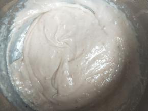 不停搅拌至浓稠，关火。