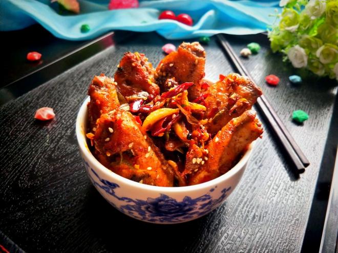 香酥麻辣鸡翅