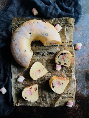 烤好后摊凉，密封保存即可。