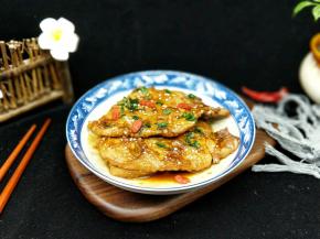 撒上几粒枸杞。