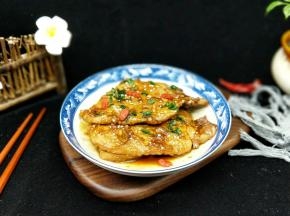 撒上几粒枸杞。