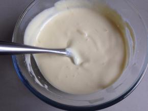 用同样的手法拌好蛋糕糊