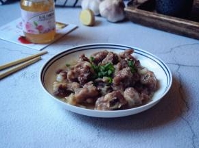 盛盘，酸酸甜甜很开胃