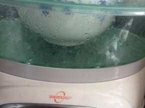 然后放入蒸炉中蒸15分钟