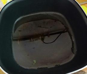 淋上烧至六到七成热的油