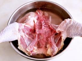 清水寖泡2个小时。