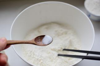 加入少许盐