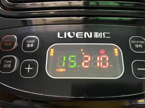 选择好菜单，温度210度，时间15分钟。