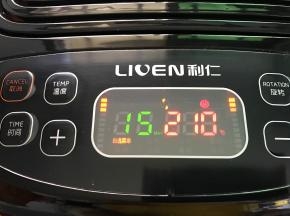 选择好菜单，温度210度，时间15分钟。