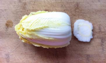 黄芽菜切掉根部