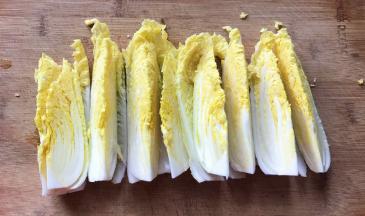 再切，最后切成了八份