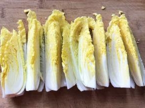 再切，最后切成了八份