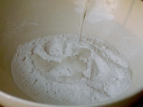 糯米粉加入适量纯净水