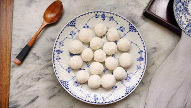 外皮软糯，内馅香甜可口