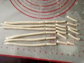 切成5厘米左右的段