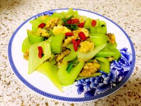 出锅喽，看着颜色很漂亮吧