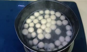 煮至元子全部浮起