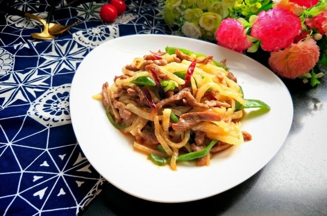 萝卜丝炒牛肉