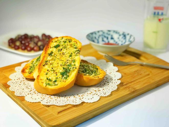 香烤尖头面包片