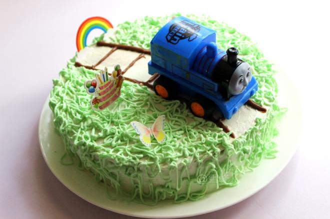 托马斯生日蛋糕