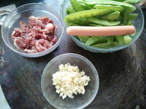 准备食材。