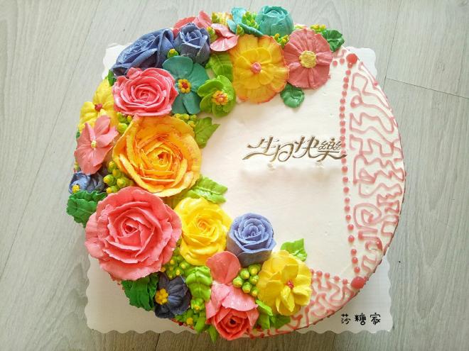 淡奶油奶油霜裱花