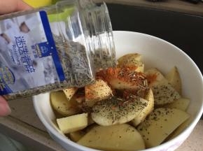 加入迷迭香粉