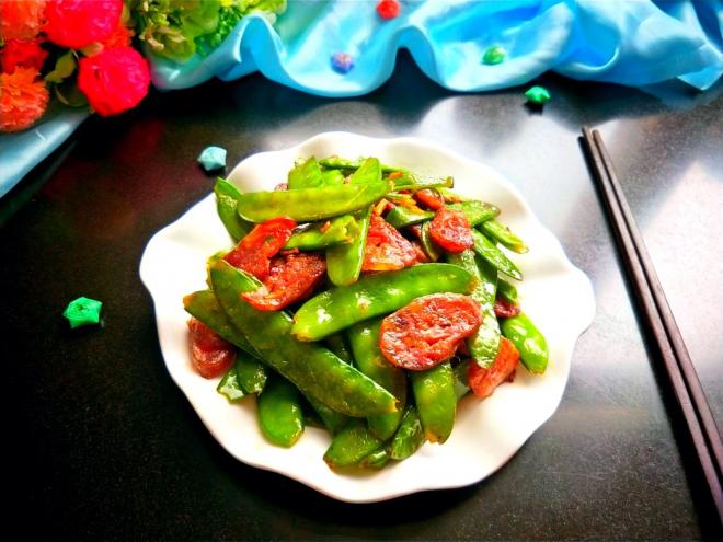 荷兰豆炒腊肠