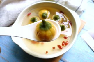 成品图！香甜软糯又可爱的南瓜小汤圆！