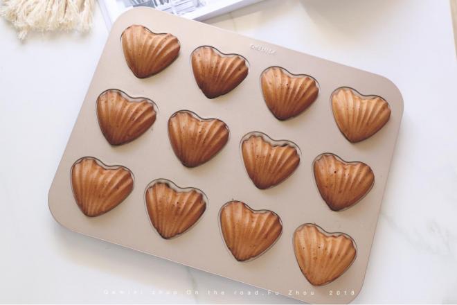 糖渍橙皮丁玛德琳