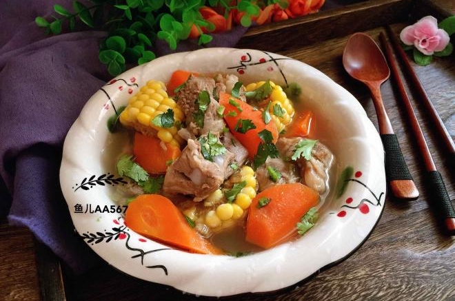 排骨玉米胡萝卜汤
