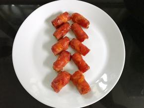 放入盘子摆出造型。