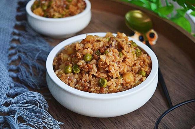 懒人美味之～肉末洋葱双豆焖饭