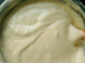 翻拌均匀，看不见干粉。