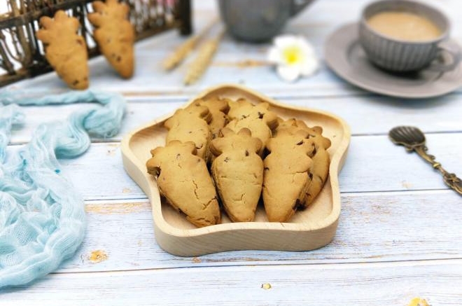 胡萝卜形状的趣多多饼干