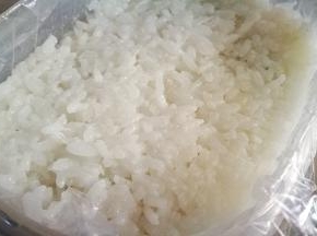 再铺上一层糯米