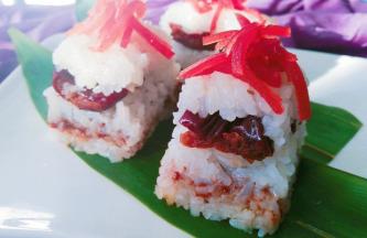 切成块儿撒上红果条